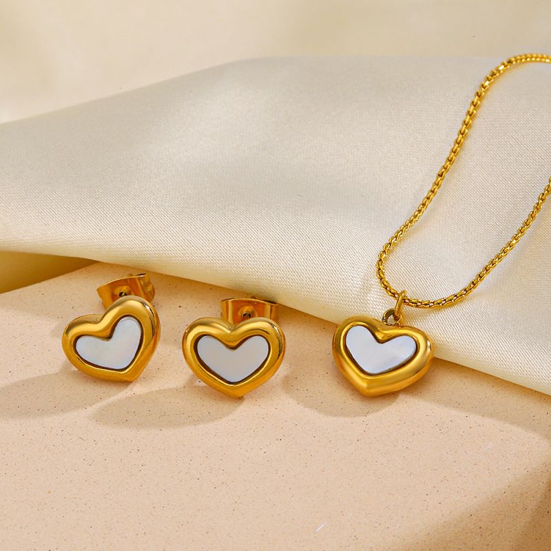 Stainless Steel Shell Love Bracelet, necklace and earrings set
